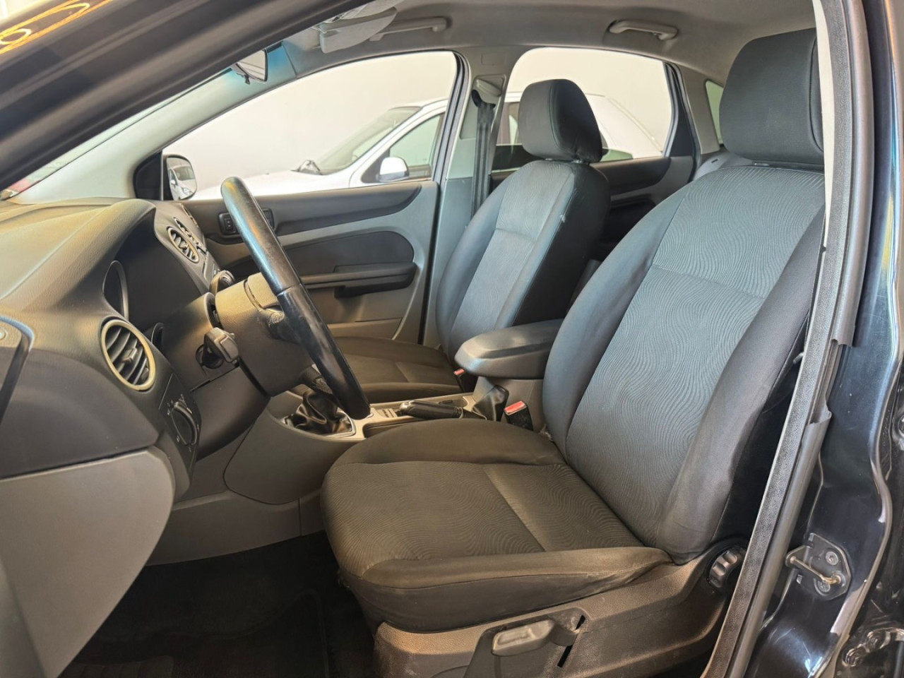 FORD Focus Hatch 1.6 4P GLX FLEX