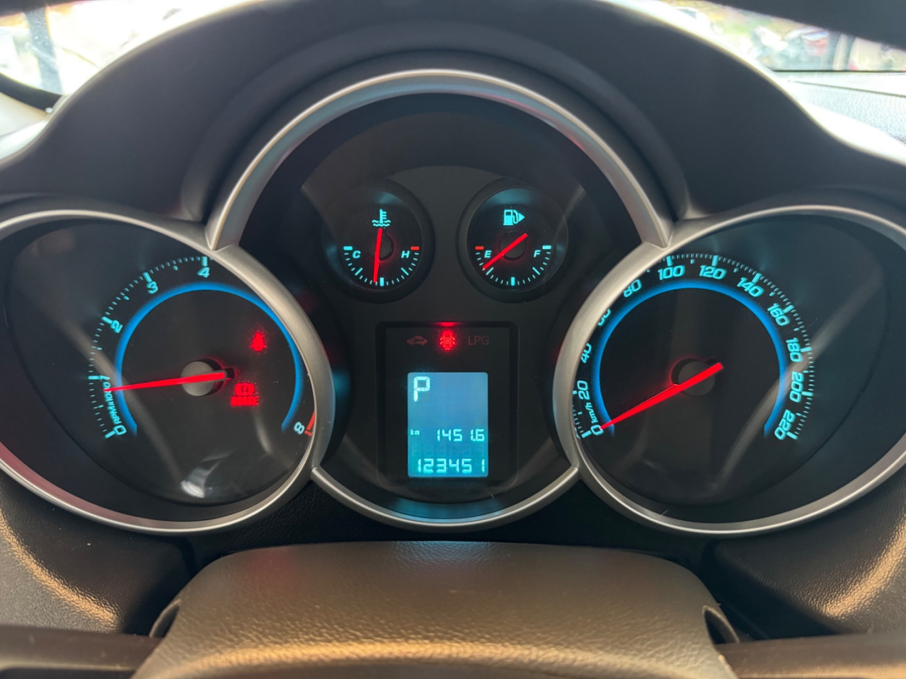 Cruze Hatch 1.8 16V 4P LT SPORT FLEX AUTOMÁTICO