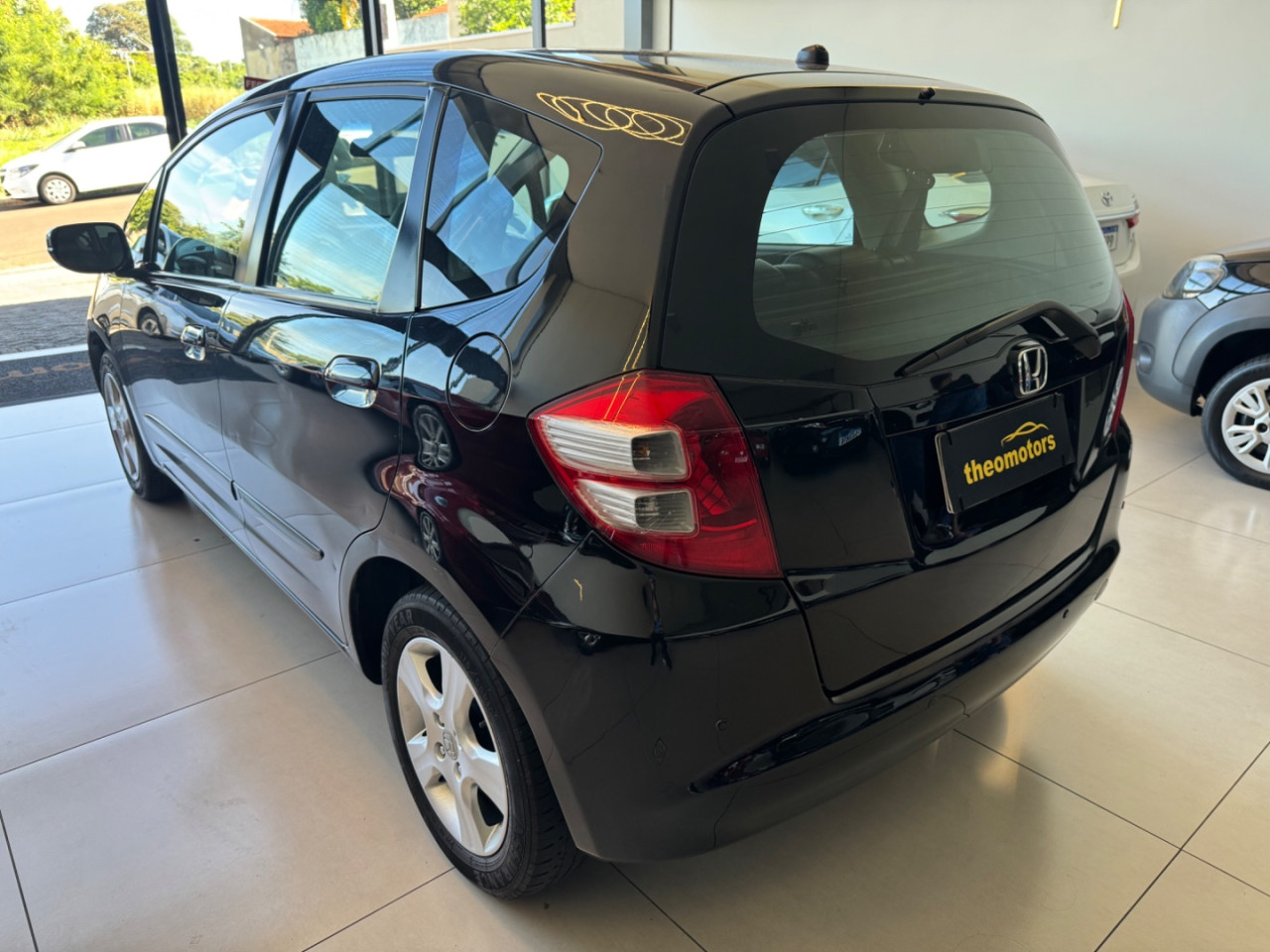 Fit 1.4 16V 4P LX FLEX