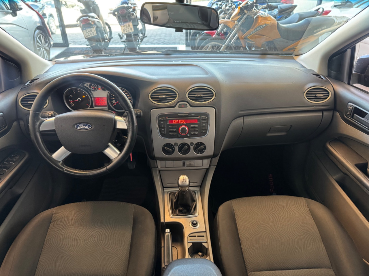 Focus Hatch 1.6 4P GLX FLEX