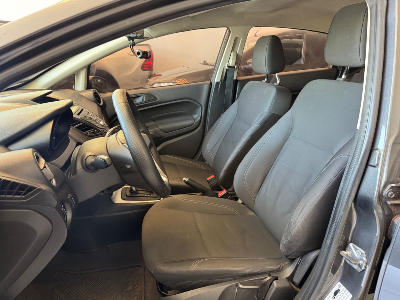 FORD Fiesta Sedan 1.6 4P FLEX SE POWERSHIFT AUTOMÁTICO