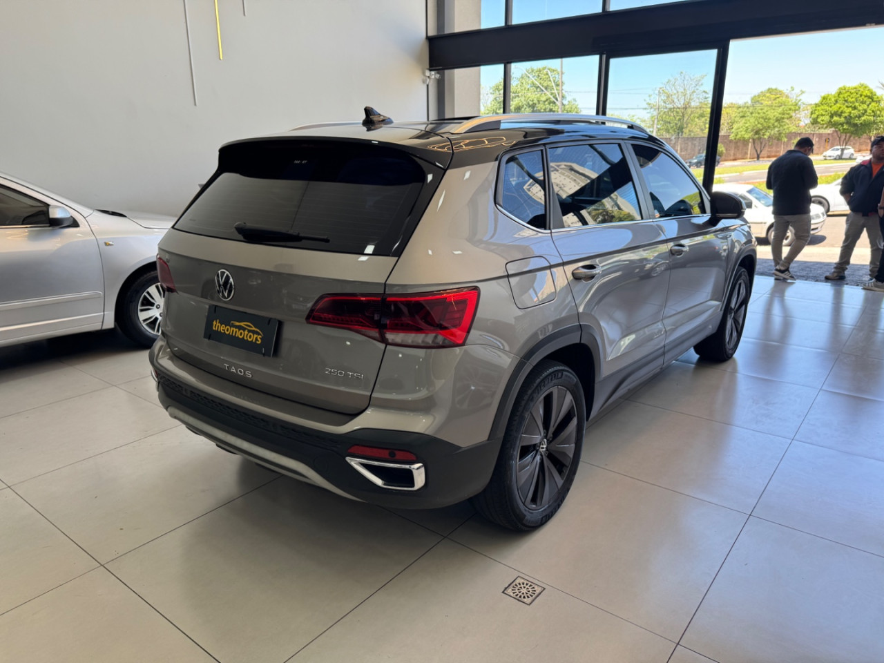 VOLKSWAGEN Taos 1.4 16V 4P FLEX 250 TSI HIGHLINE AUTOMÁTICO