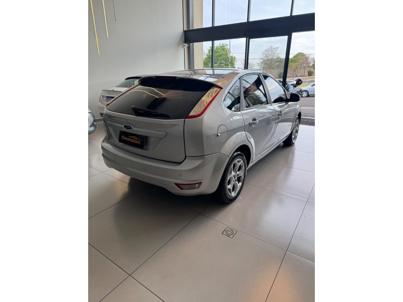 Focus Hatch 2.0 16V 4P TITANIUM FLEX