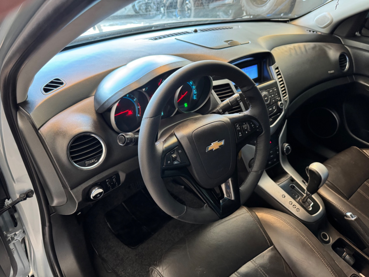 Cruze Hatch 1.8 16V 4P LT SPORT6 FLEX AUTOMÁTICO