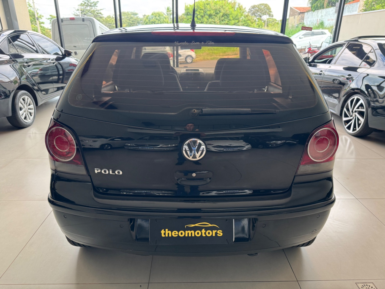 Polo Hatch 1.6 4P