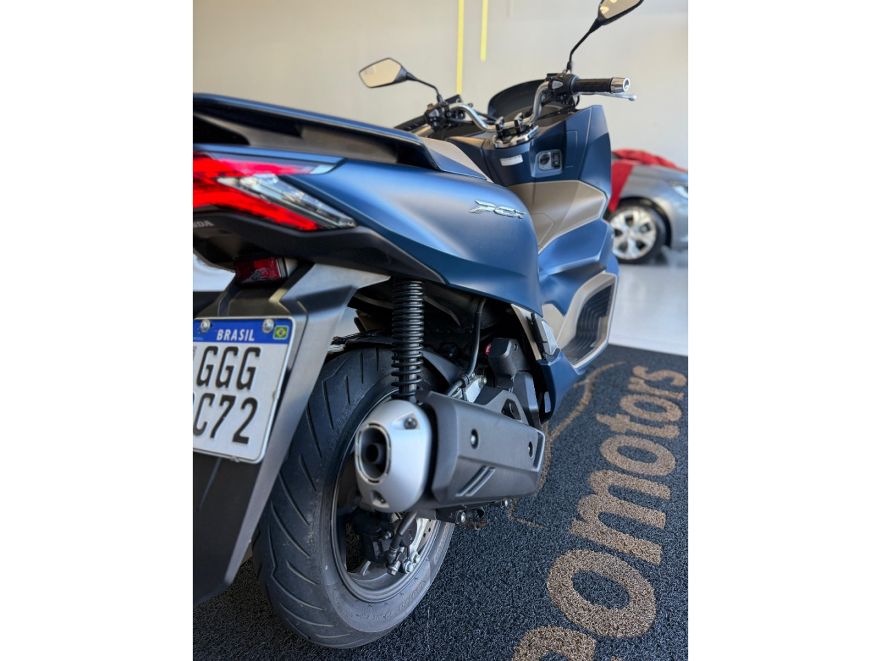 PCX 160 DLX ABS