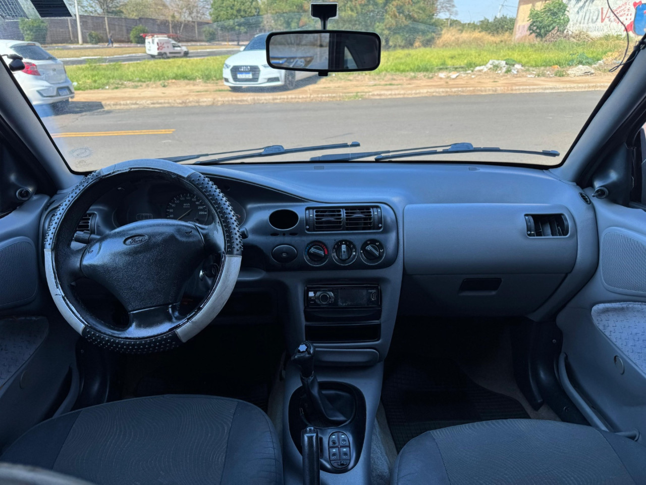Escort 1.6 GL