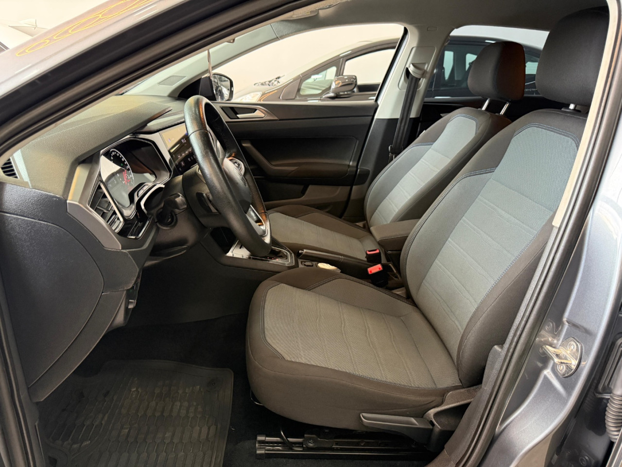 Nivus 1.0 4P FLEX 200 TSI COMFORTLINE AUTOMÁTICO