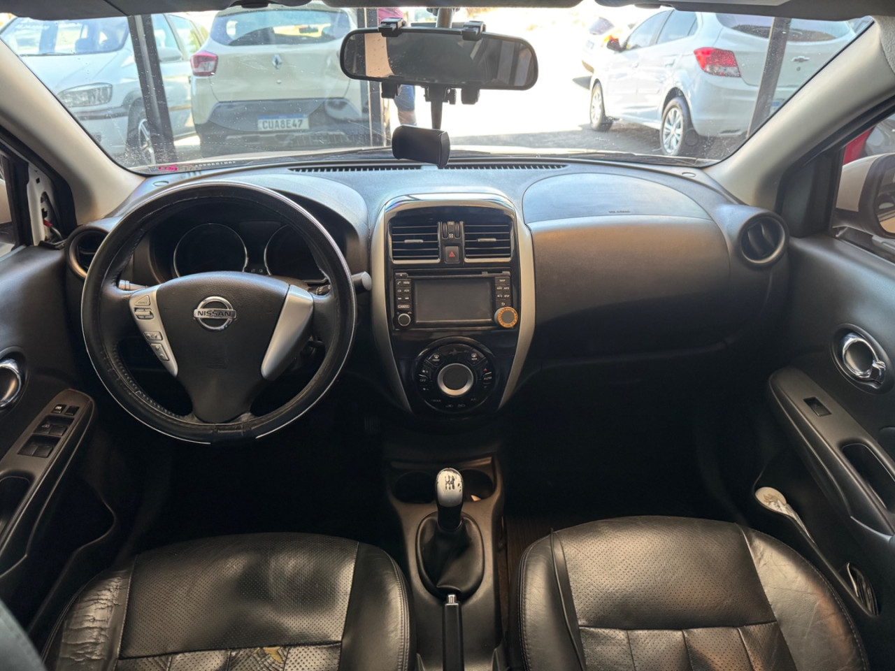 Versa Sedan 1.6 16V 4P UNIQUE FLEX
