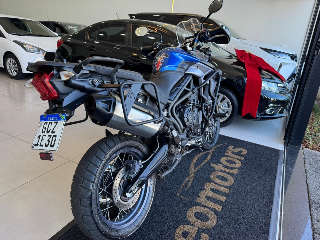 Tiger 800 XCX