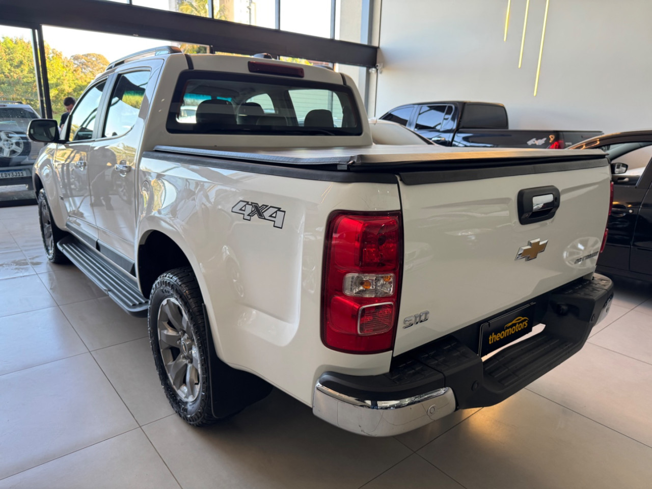 S10 2.8 16V LTZ CABINE DUPLA 4X4 TURBO DIESEL AUTOMÁTICO