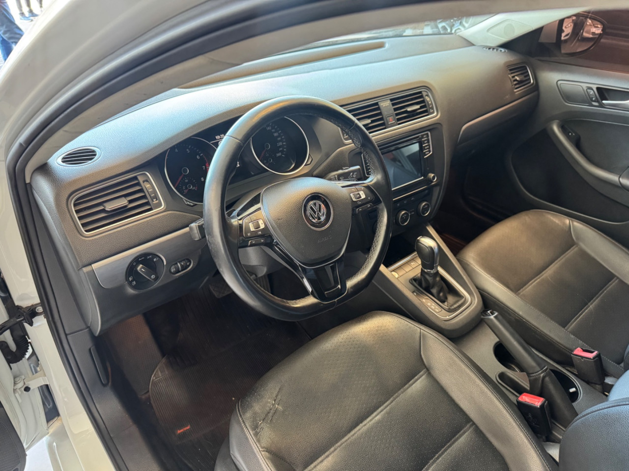 Jetta 1.4 16V 4P TSI CONFORTLINE AUTOMÁTICO