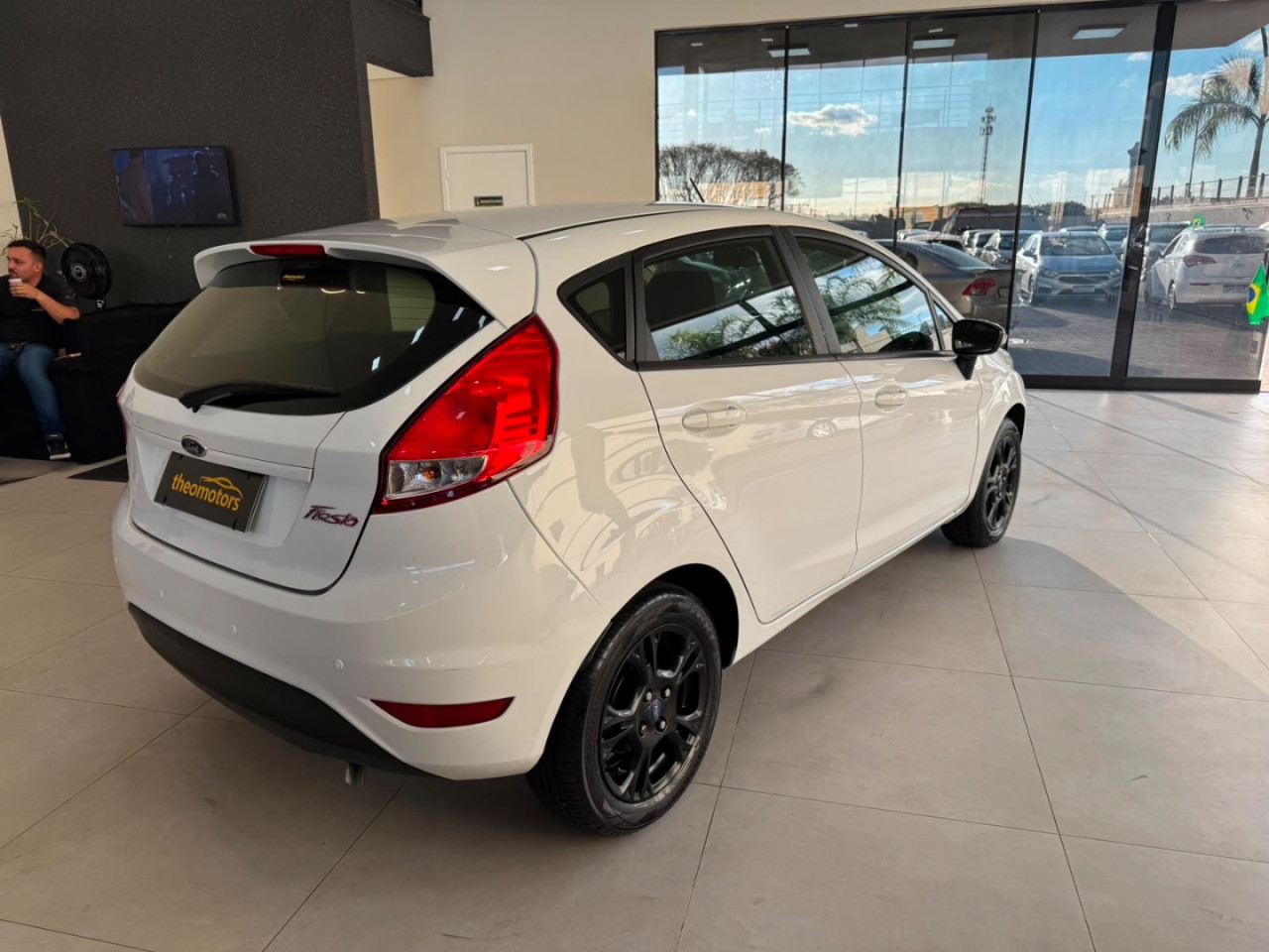 FORD Fiesta Hatch 1.5 16V 4P SE FLEX