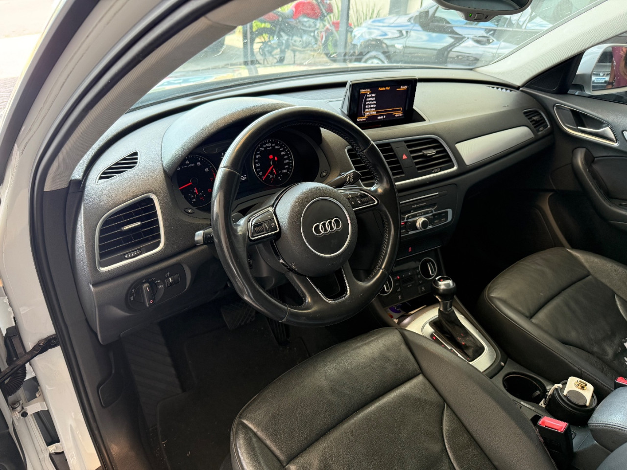 AUDI Q3 1.4 4P TFSI AMBIENTE S-TRONIC AUTOMÁTICO