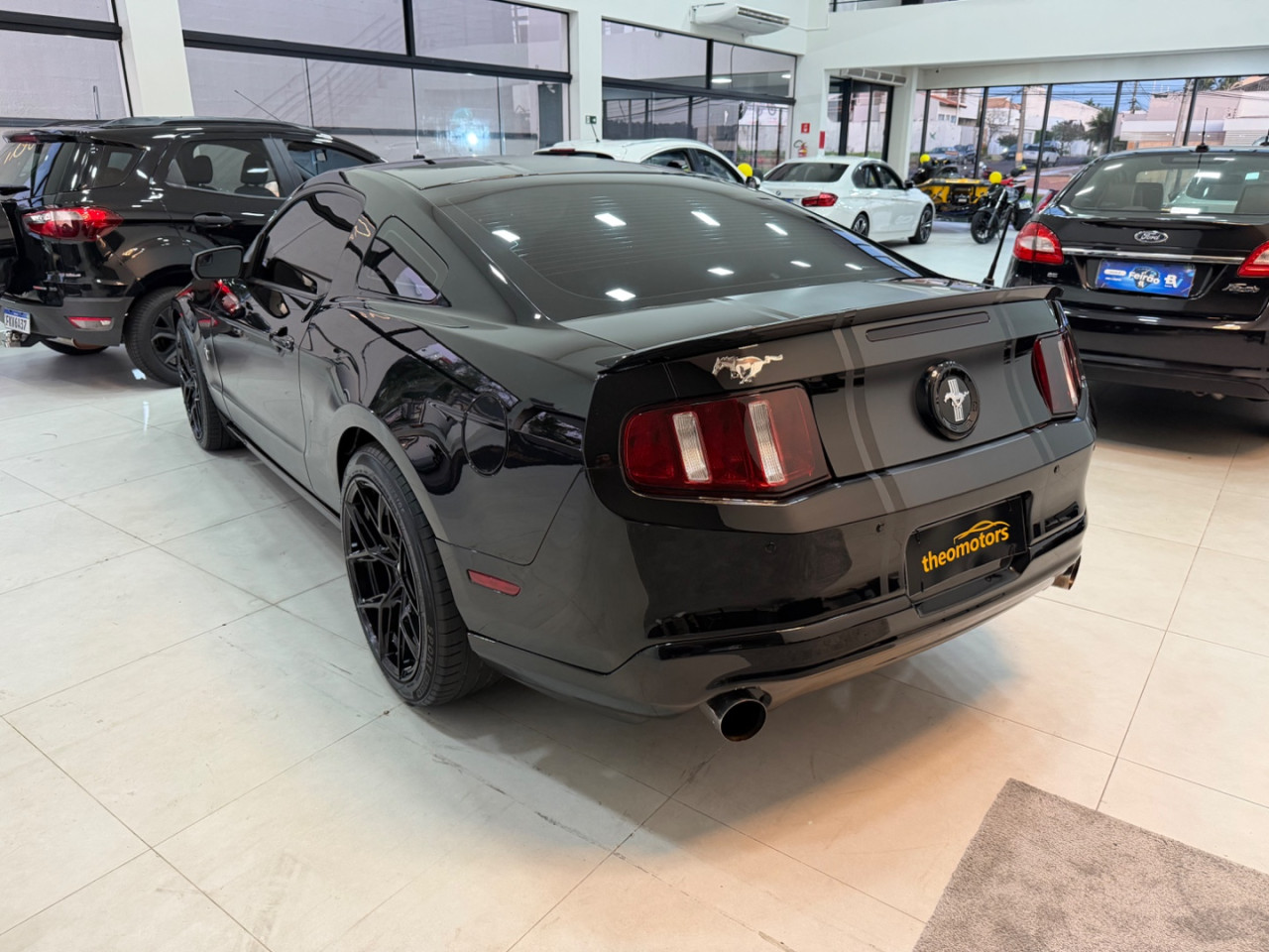 FORD Mustang 3.8 V6 AUTOMÁTICO