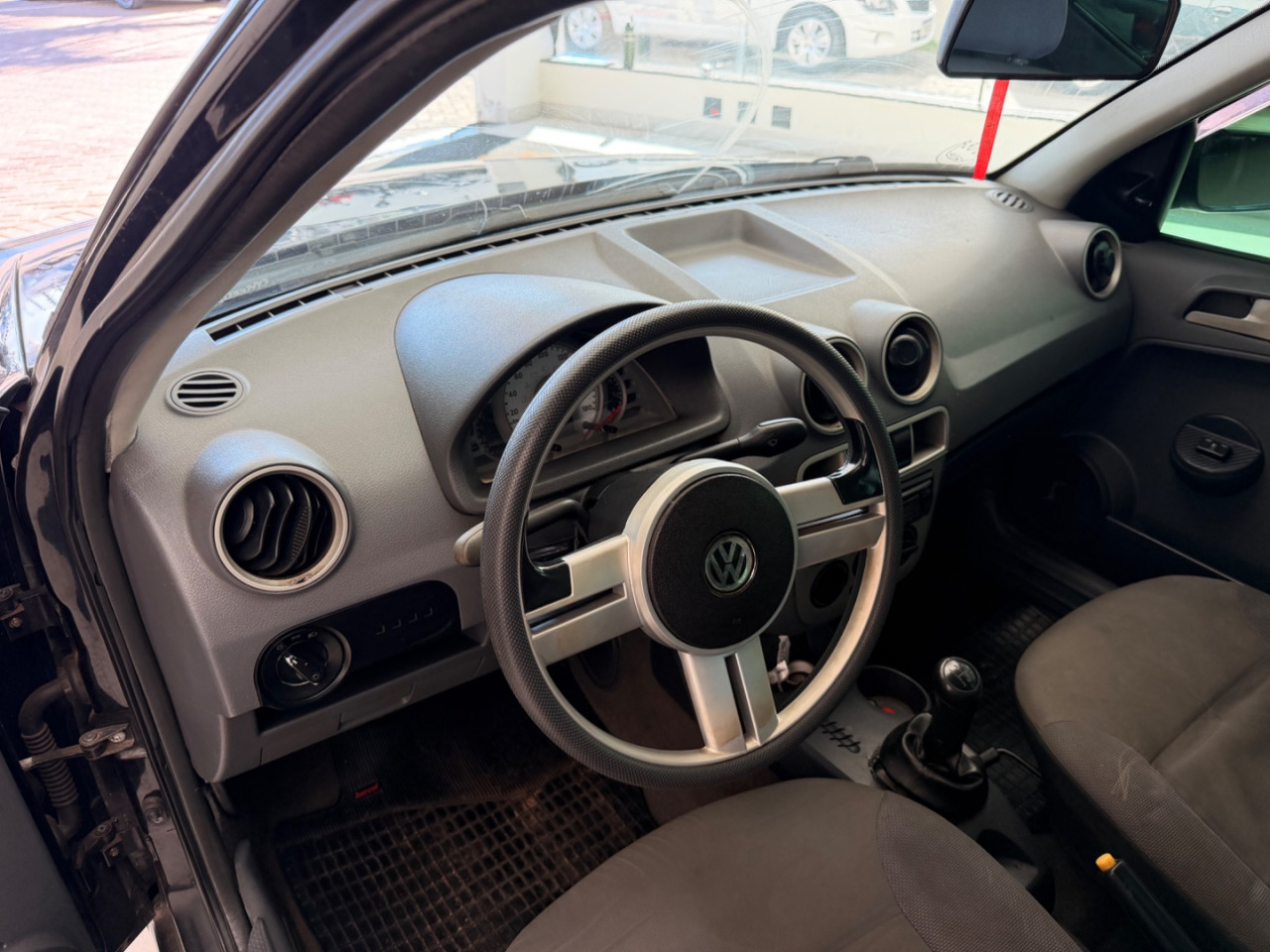 VOLKSWAGEN Gol 1.0