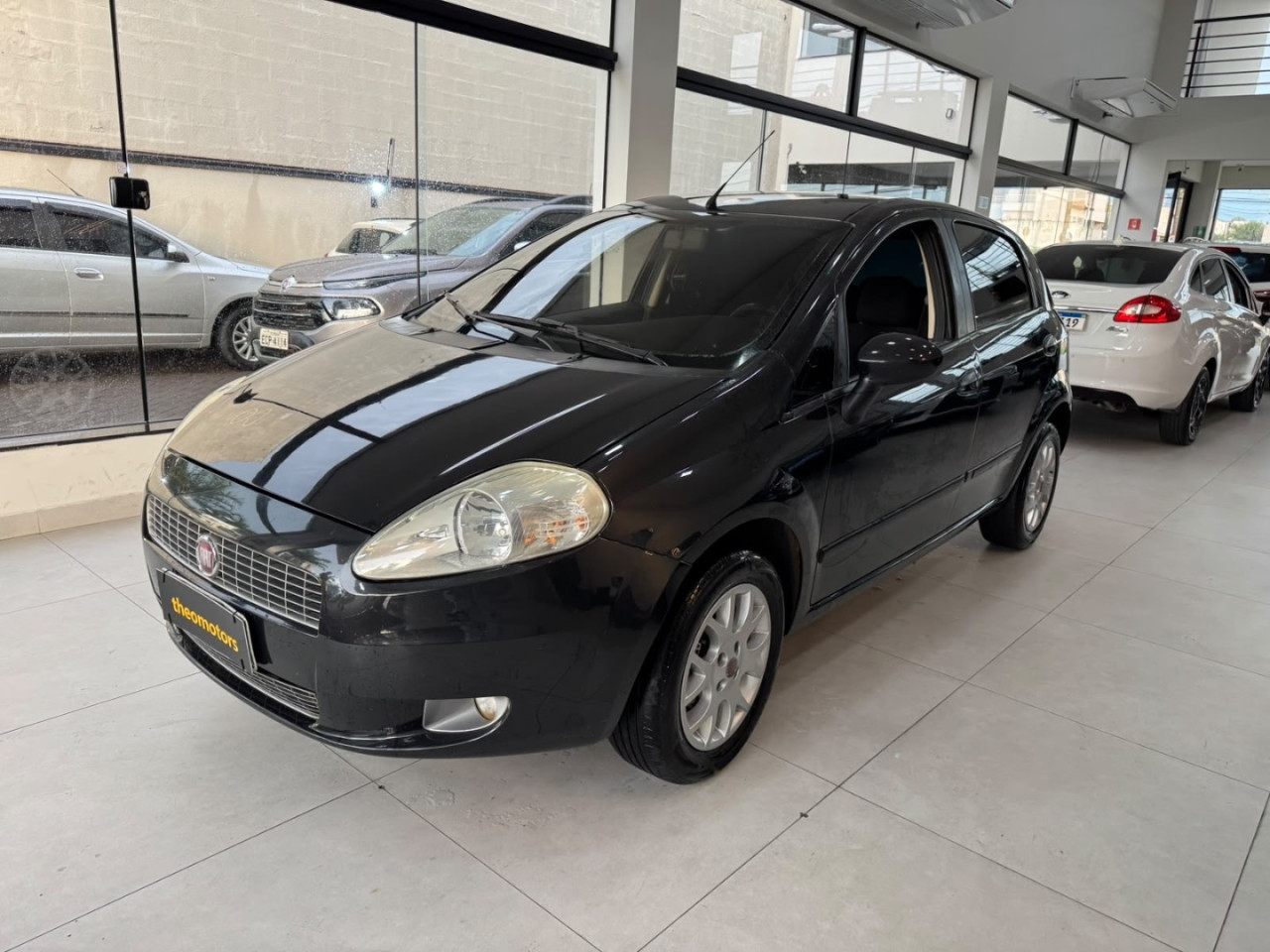FIAT Punto 1.8 4P HLX FLEX