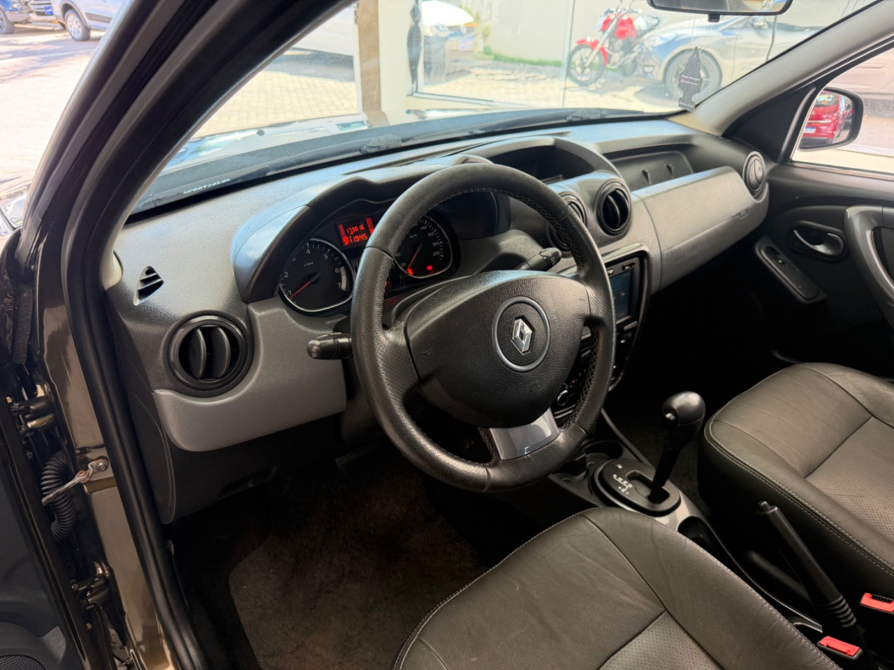 RENAULT Duster 2.0 16V 4P FLEX TECH ROAD AUTOMÁTICO