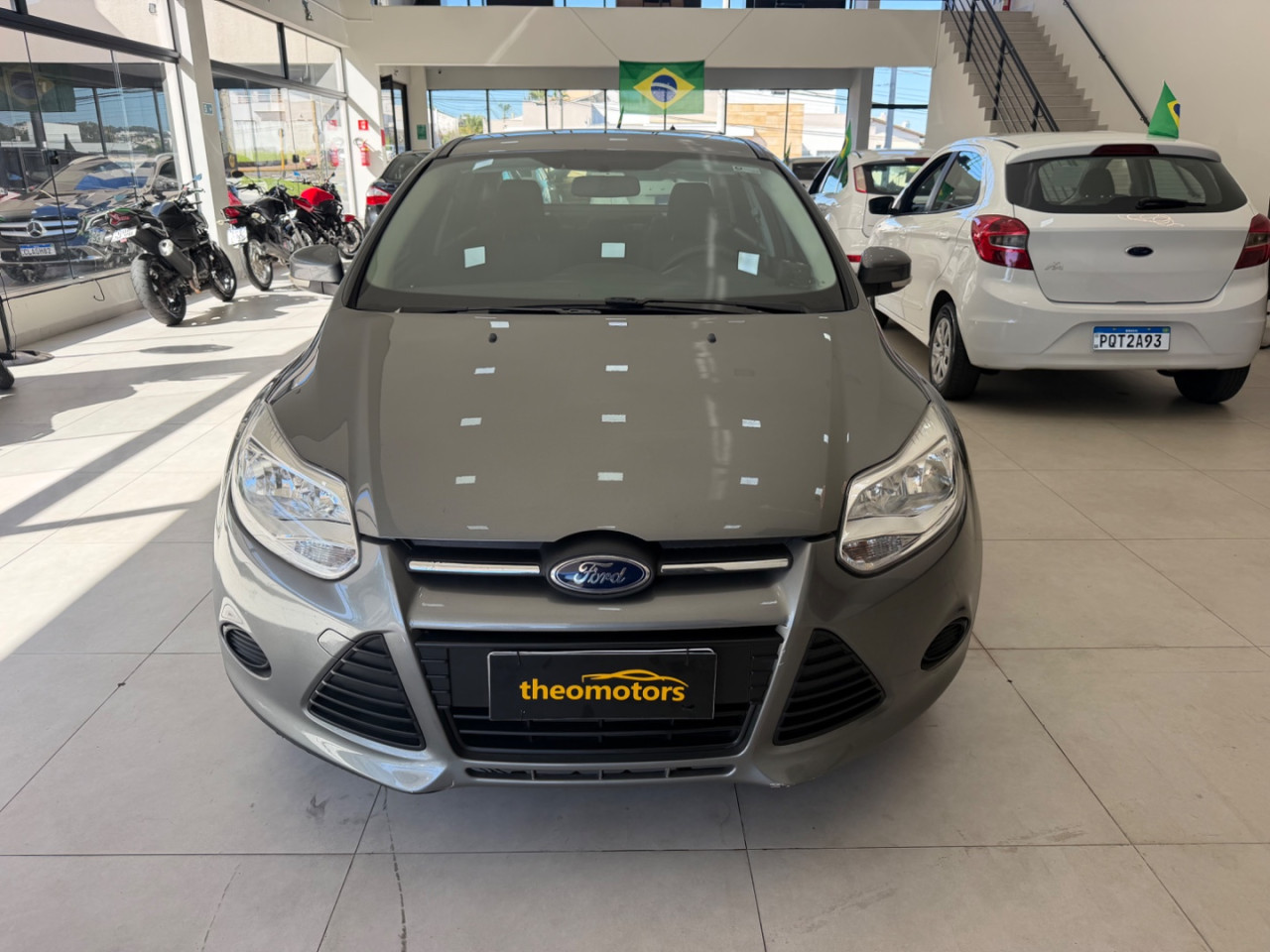 FORD Focus Sedan 2.0 16V 4P FLEX SE POWERSHIFT AUTOMÁTICO