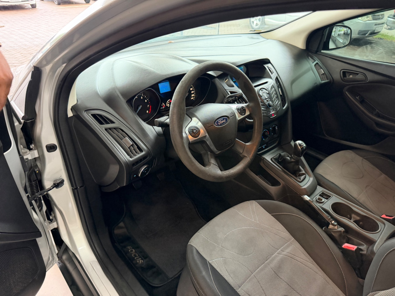 FORD Focus Hatch 1.6 4P