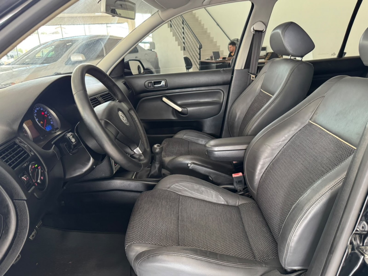 VOLKSWAGEN Golf 1.6 4P SPORTLINE FLEX