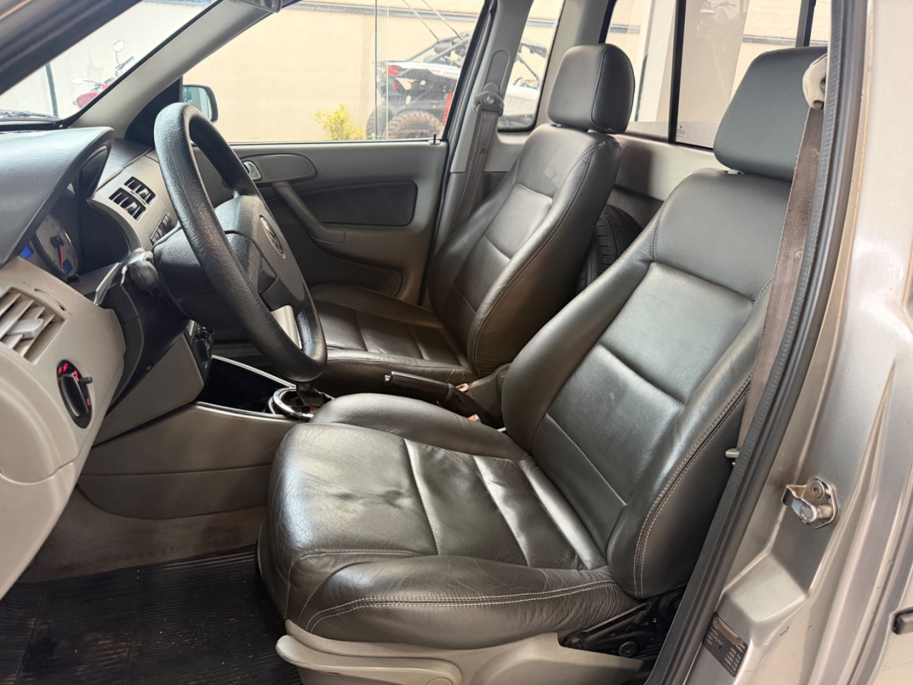 VOLKSWAGEN Saveiro 1.6 G3