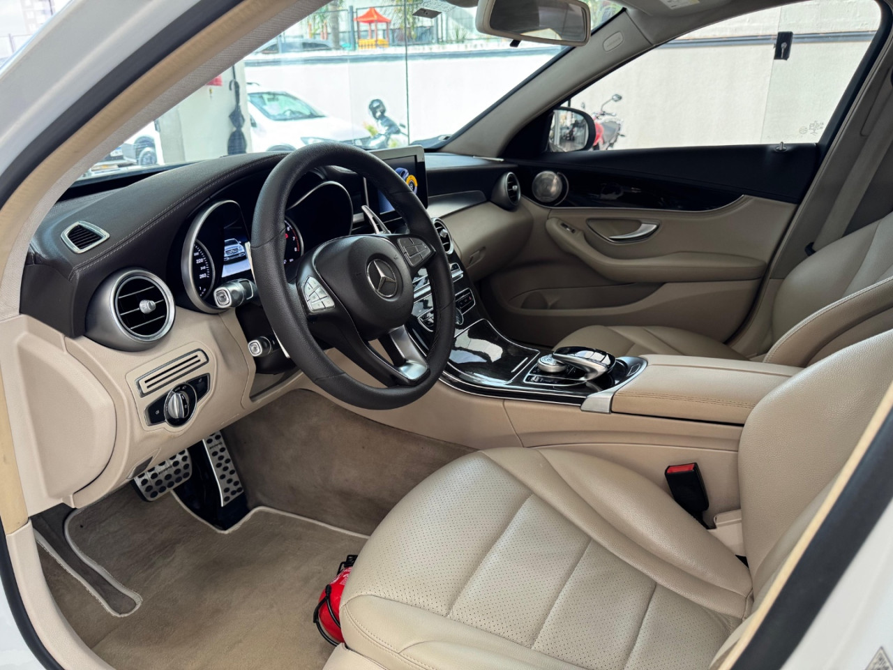 MERCEDES-BENZ C 180 1.6 16V 4P CGI EXCLUSIVE TURBO AUTOMÁTICO