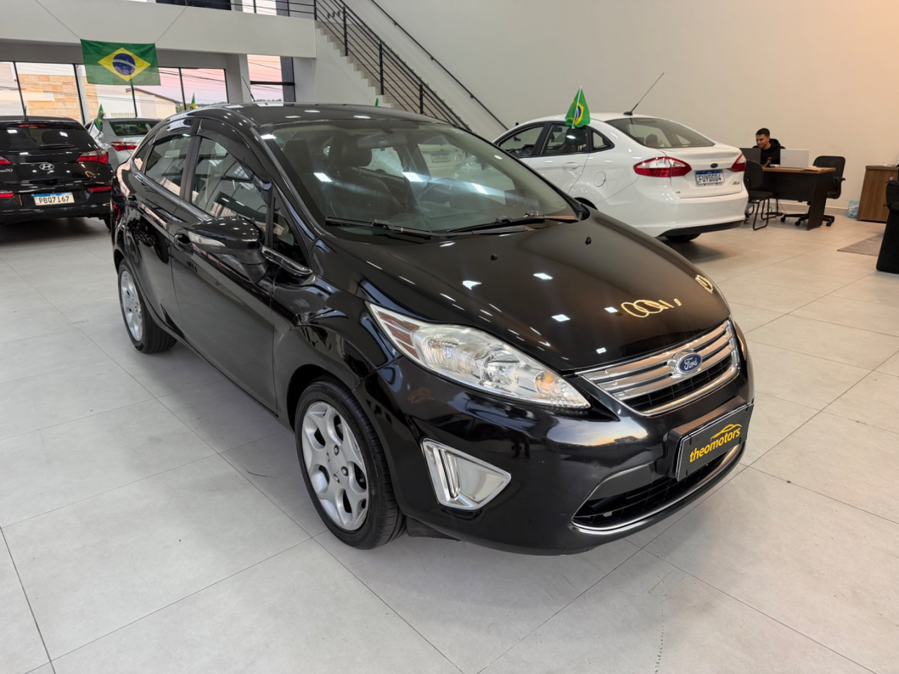 FORD Fiesta Sedan 1.6 4P SE FLEX