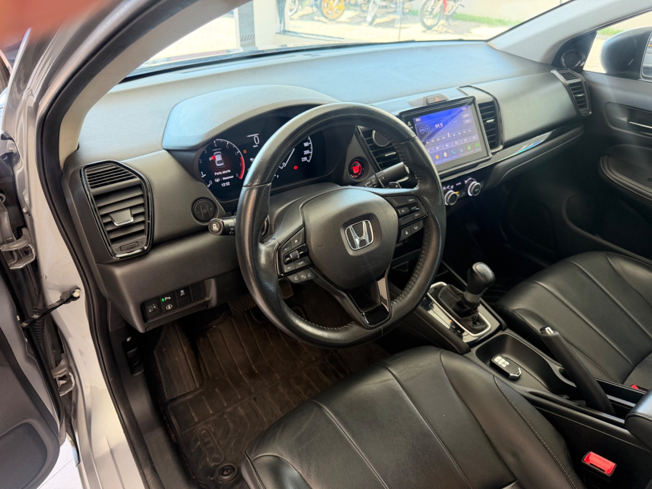 HONDA City Sedan 1.5 16V 4P FLEX TOURING AUTOMÁTICO CVT