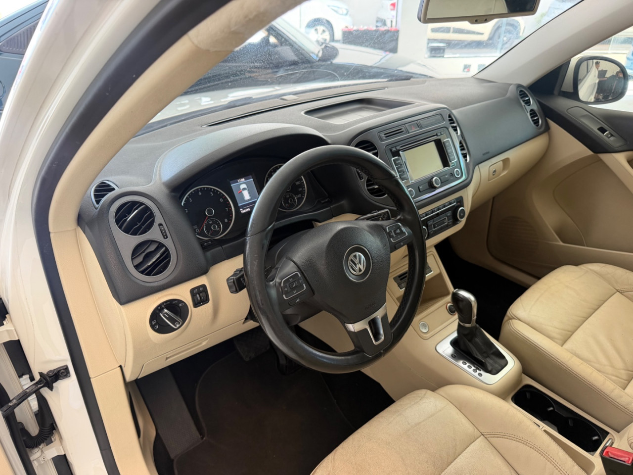VOLKSWAGEN Tiguan 2.0 16V 4P FSI 4WD TURBO AUTOMÁTICO