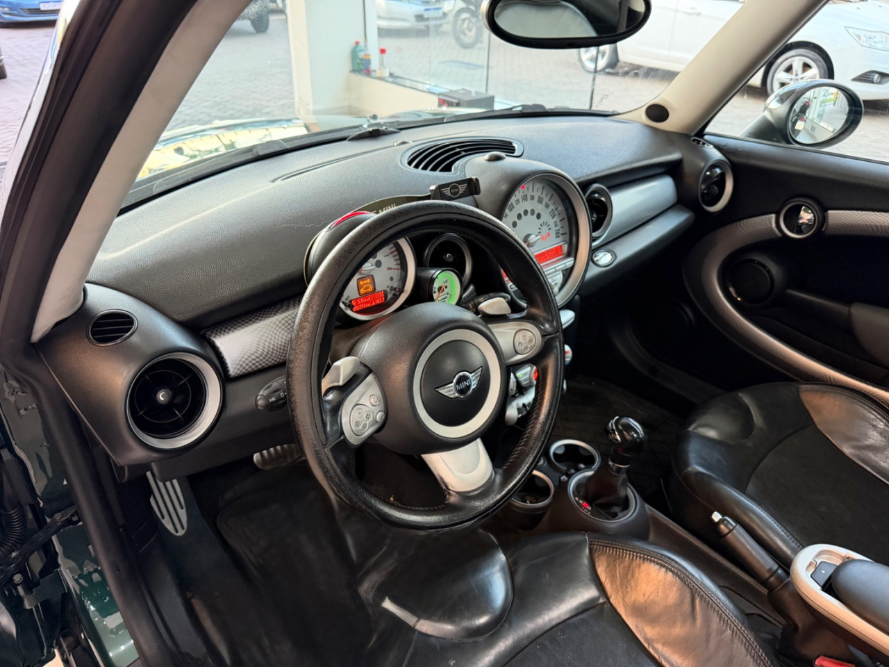 MINI Cooper 1.6 16V S TURBO AUTOMÁTICO
