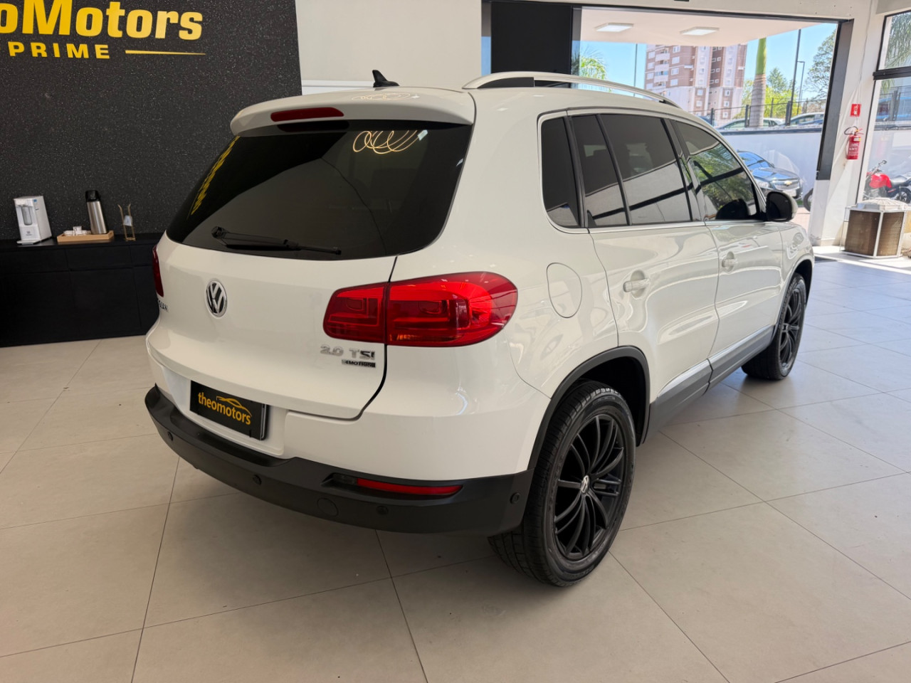 VOLKSWAGEN Tiguan 2.0 16V 4P FSI 4WD TURBO AUTOMÁTICO