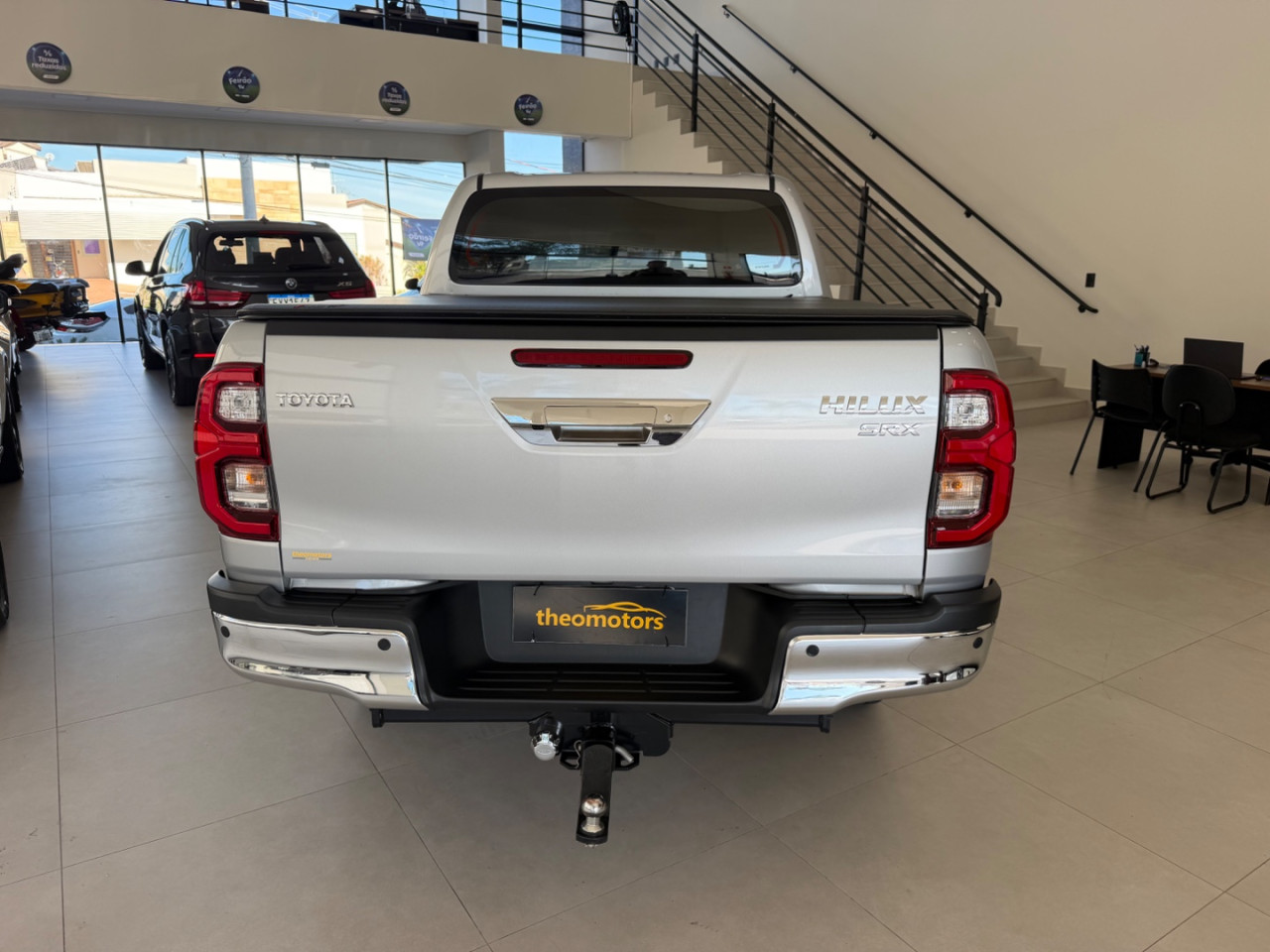 TOYOTA Hilux Caminhonete 2.8 16V SRV 4X4 DIESEL CABINE DUPLA AUTOMÁTICO