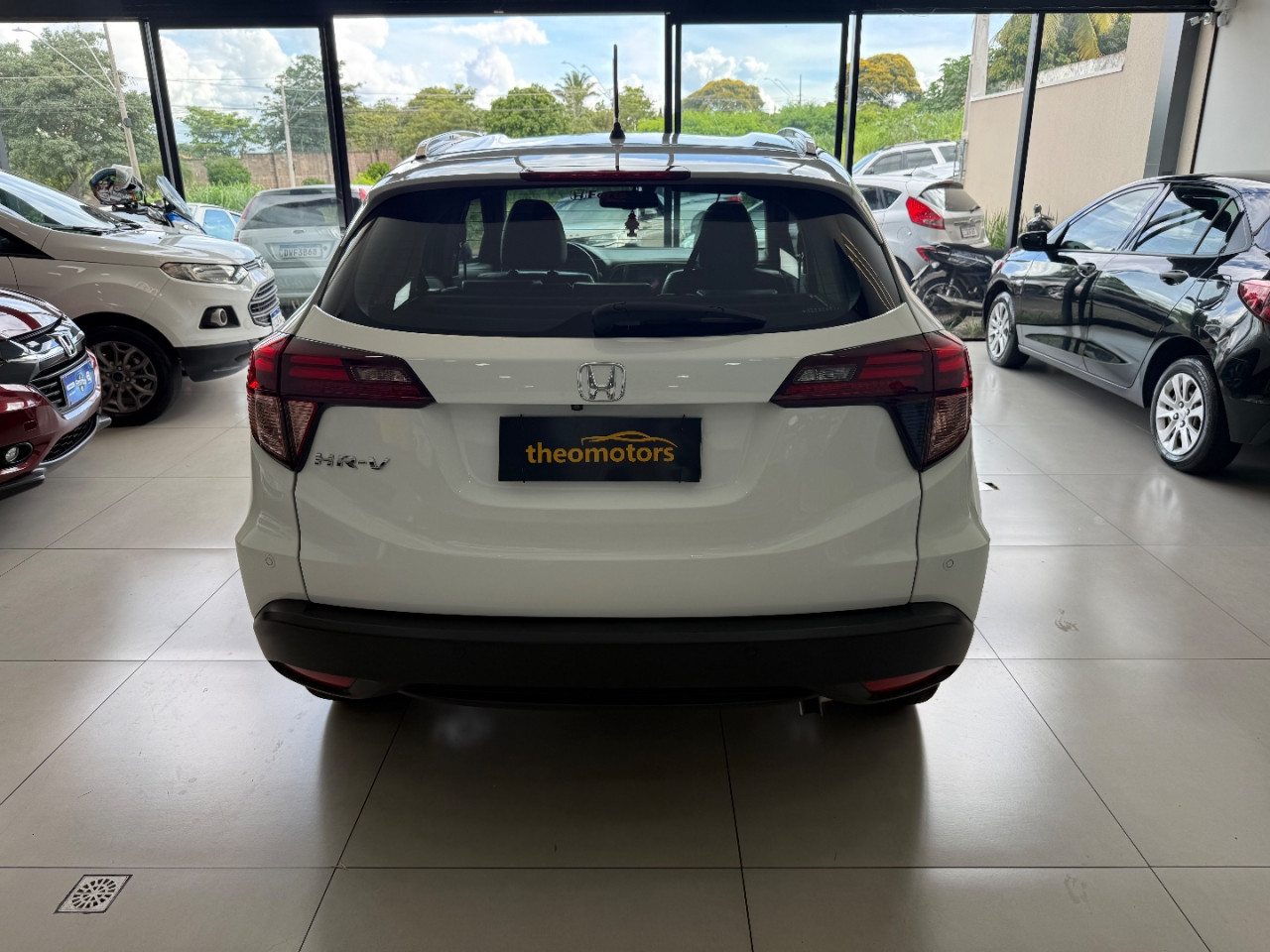 HONDA HR-V 1.8 16V 4P TOURING FLEX AUTOMÁTICO CVT