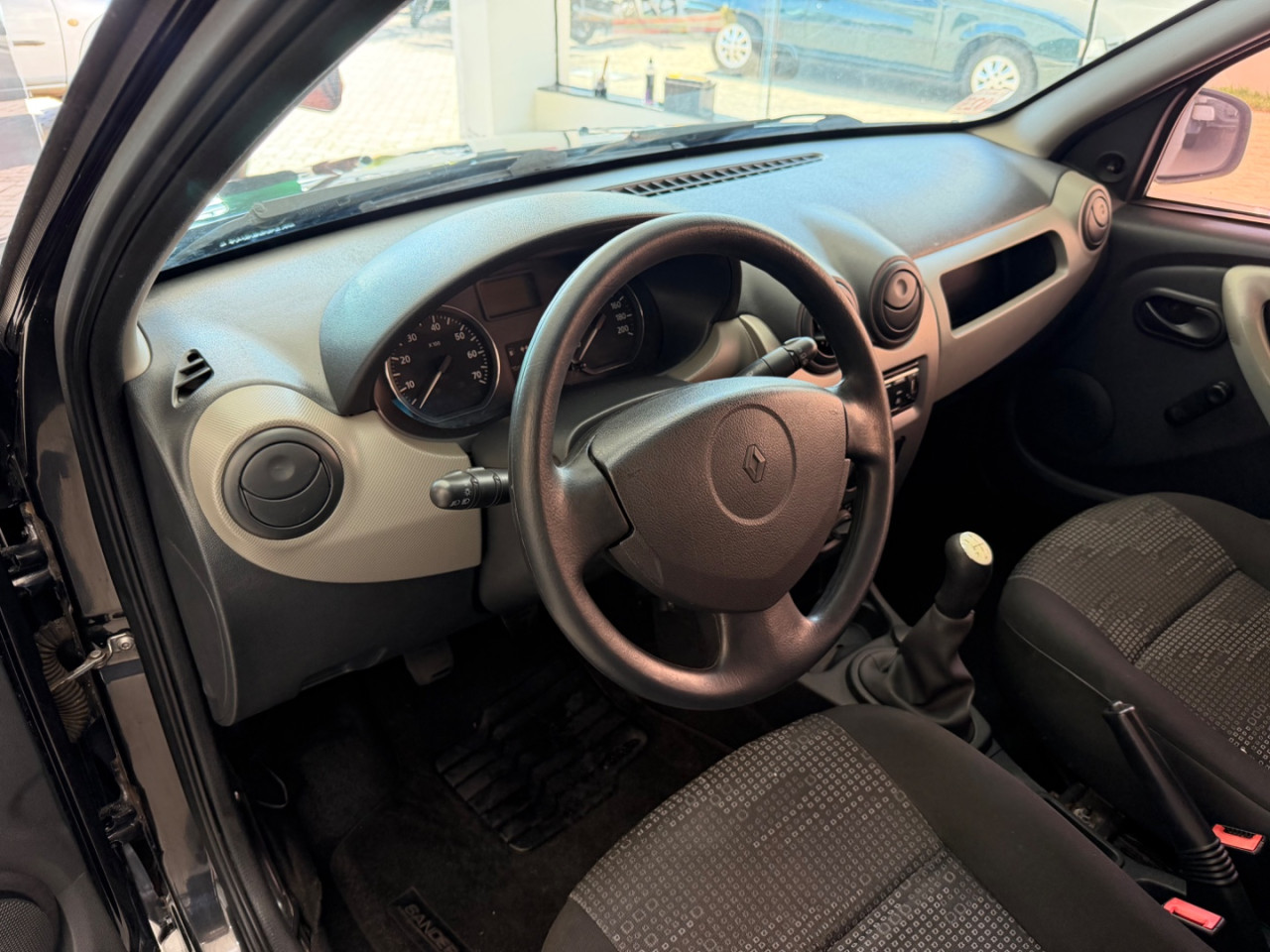 RENAULT Sandero 1.0 16V 4P FLEX EXPRESSION