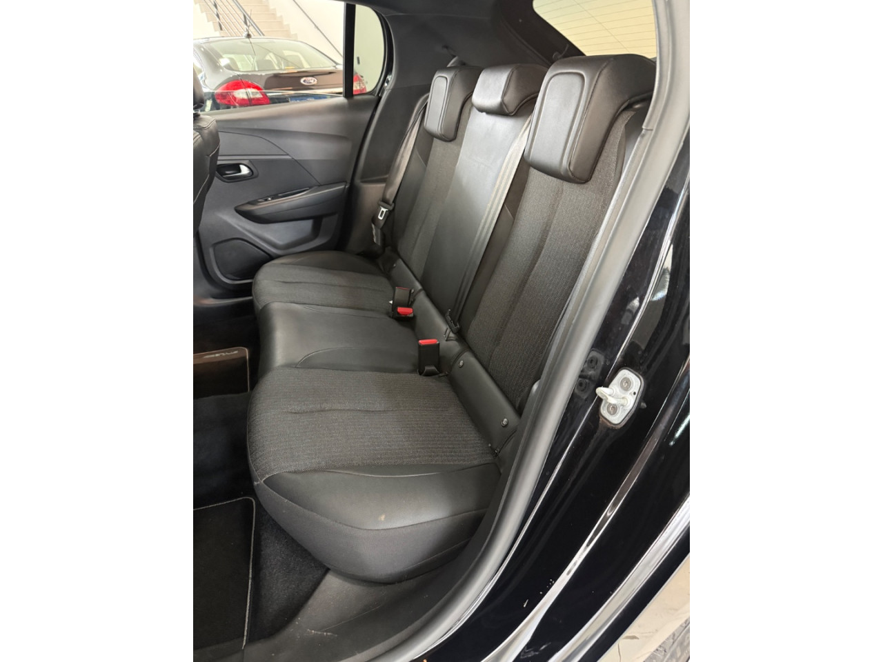 PEUGEOT 208 1.0 4P FLEX FIREFLY STYLE