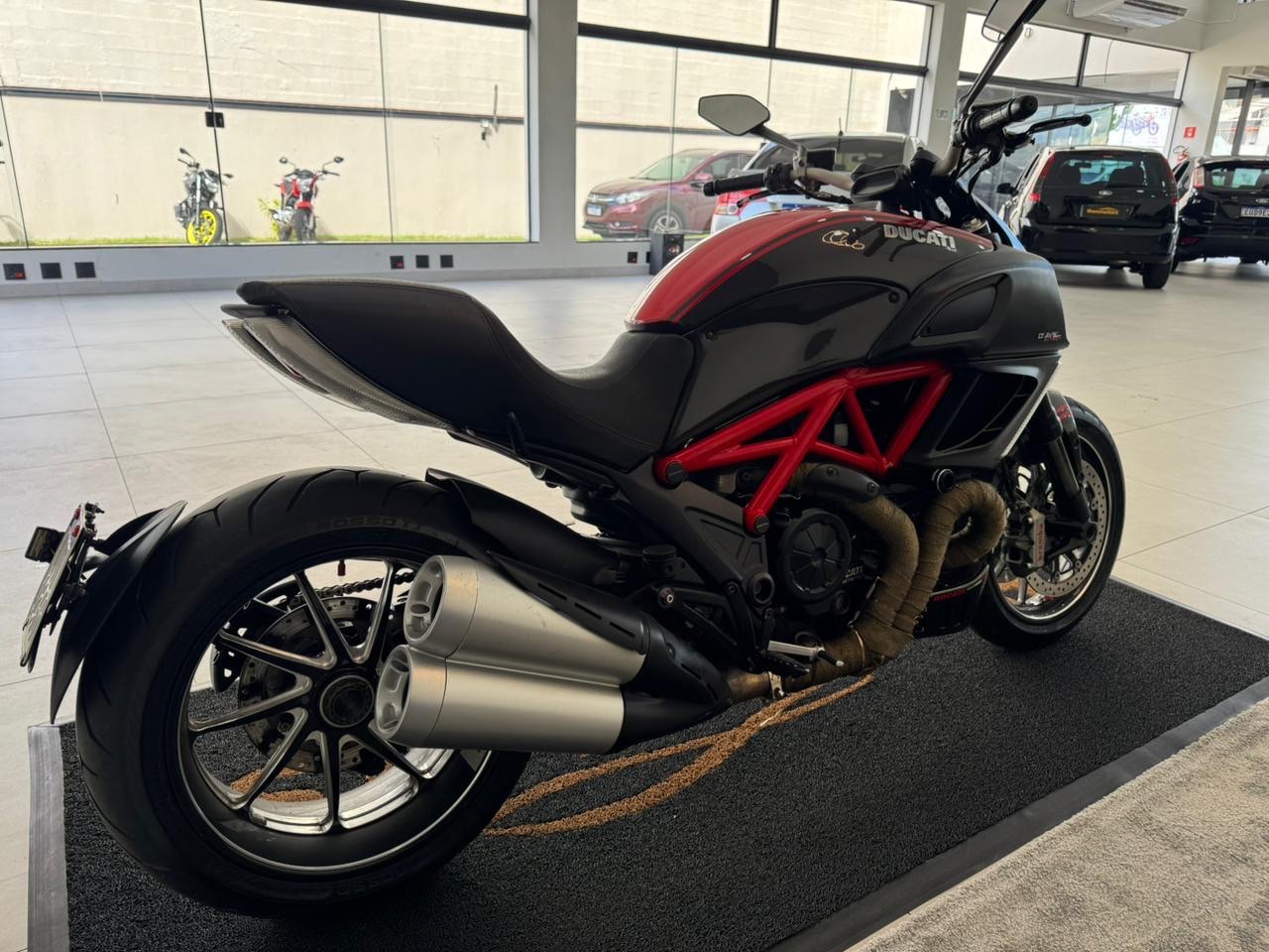 DUCATI Diavel 1260 S