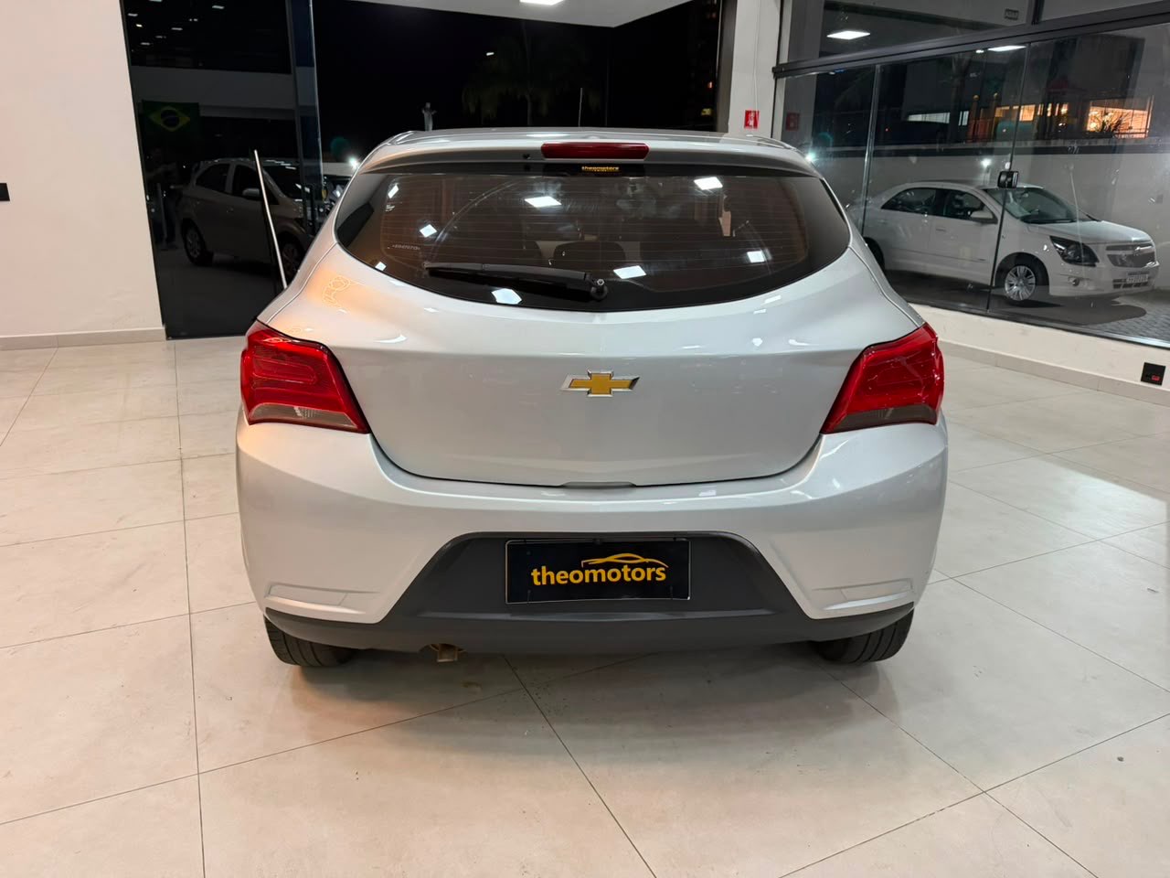 CHEVROLET Onix Hatch 1.0 4P FLEX LT