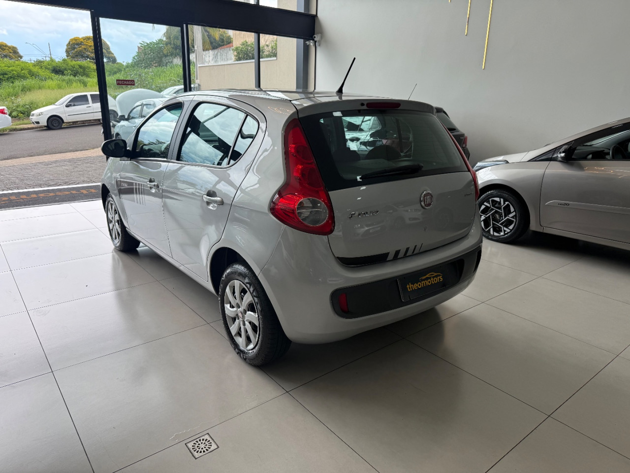 FIAT Palio 1.4 4P FLEX ATTRACTIVE