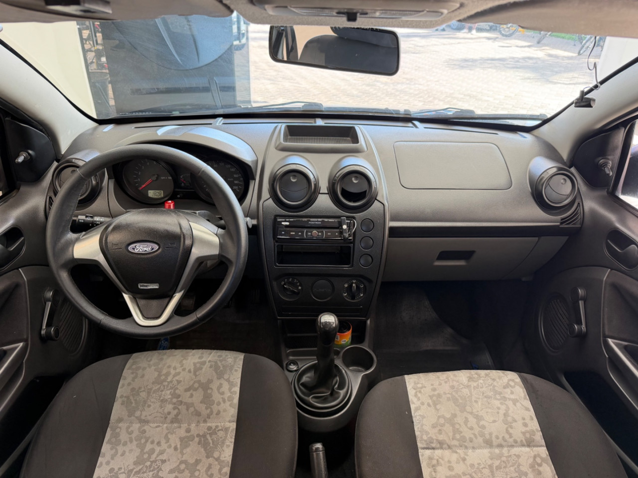 FORD Fiesta Sedan 1.0 4P