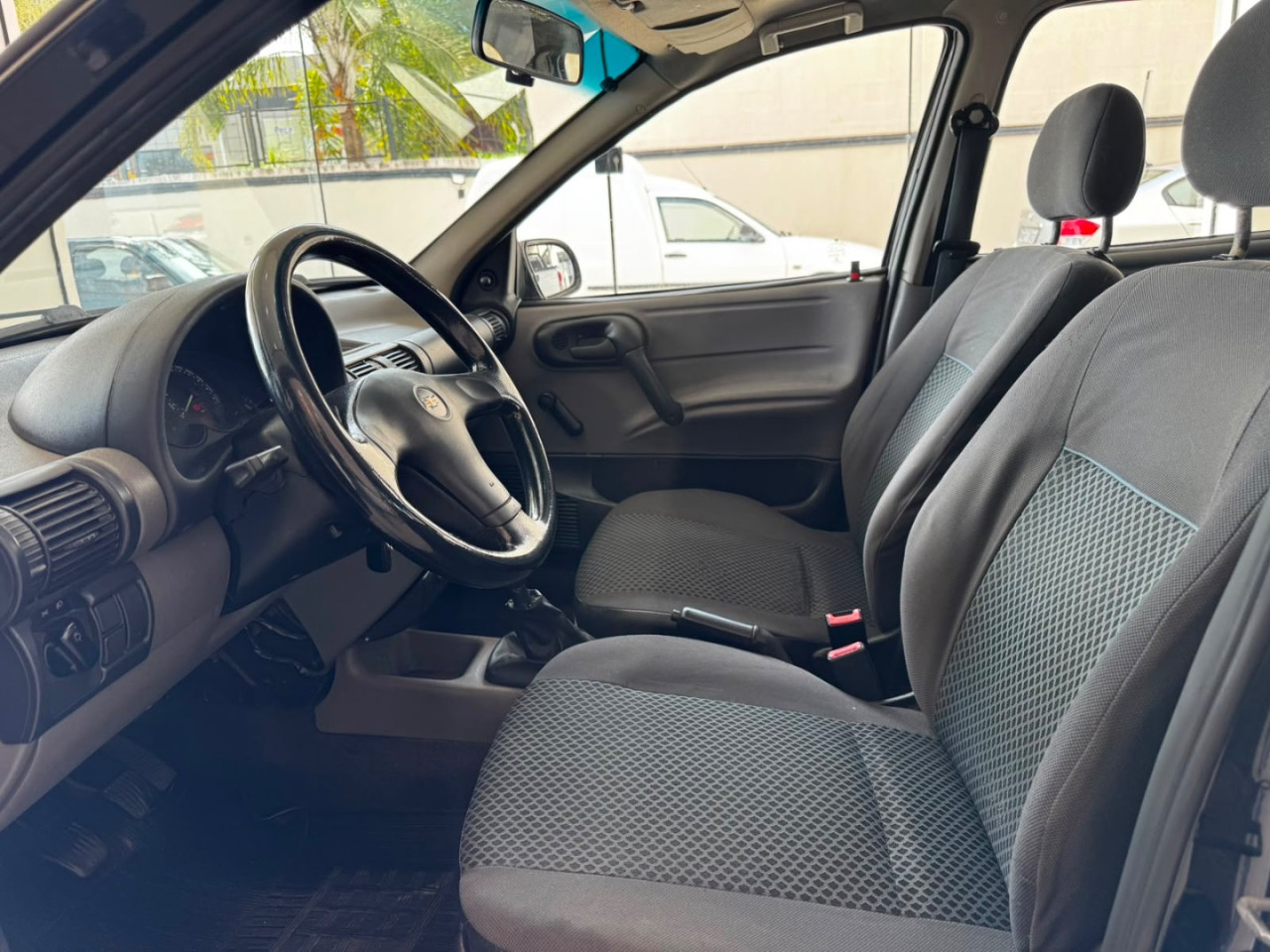 CHEVROLET Classic Sedan 1.0 4P