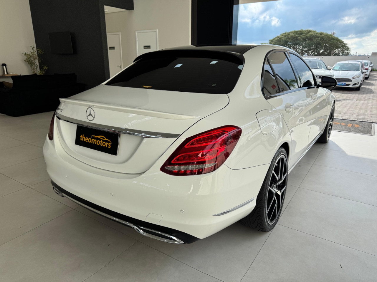 MERCEDES-BENZ C 180 1.6 16V 4P CGI EXCLUSIVE TURBO AUTOMÁTICO