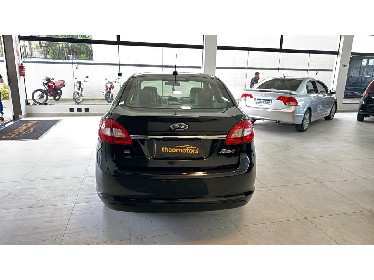 FORD Fiesta Sedan 1.6 16V 4P SE FLEX