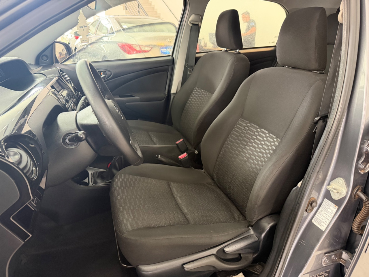 TOYOTA Etios Hatch 1.3 16V 4P FLEX X