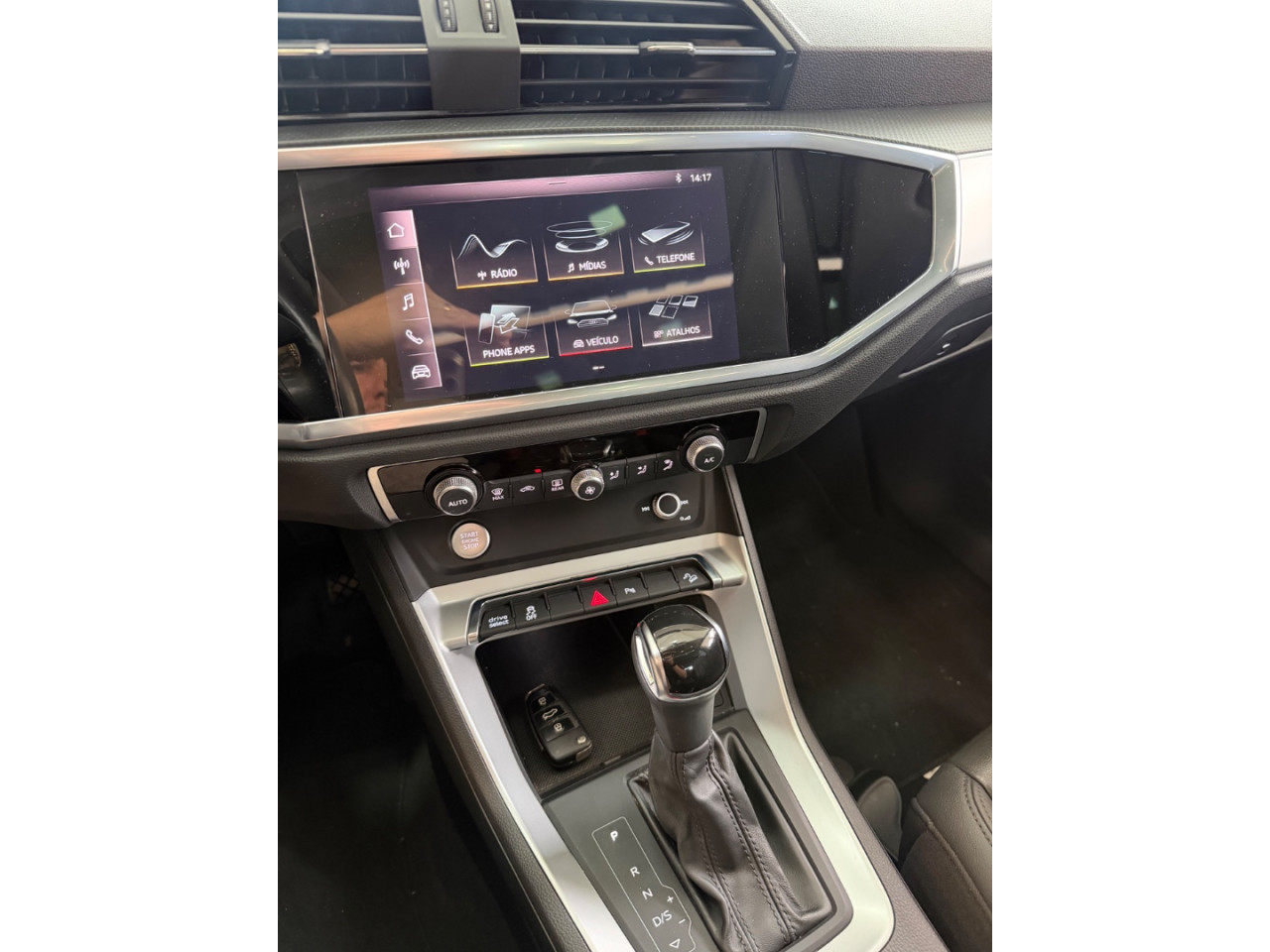 AUDI Q3 1.4 4P TFSI FLEX PRESTIGE PLUS S-TRONIC AUTOMÁTICO