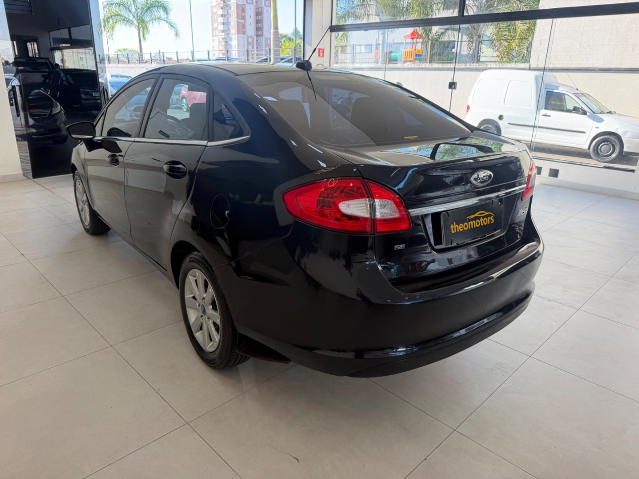 FORD Fiesta Sedan 1.6 16V 4P SE FLEX