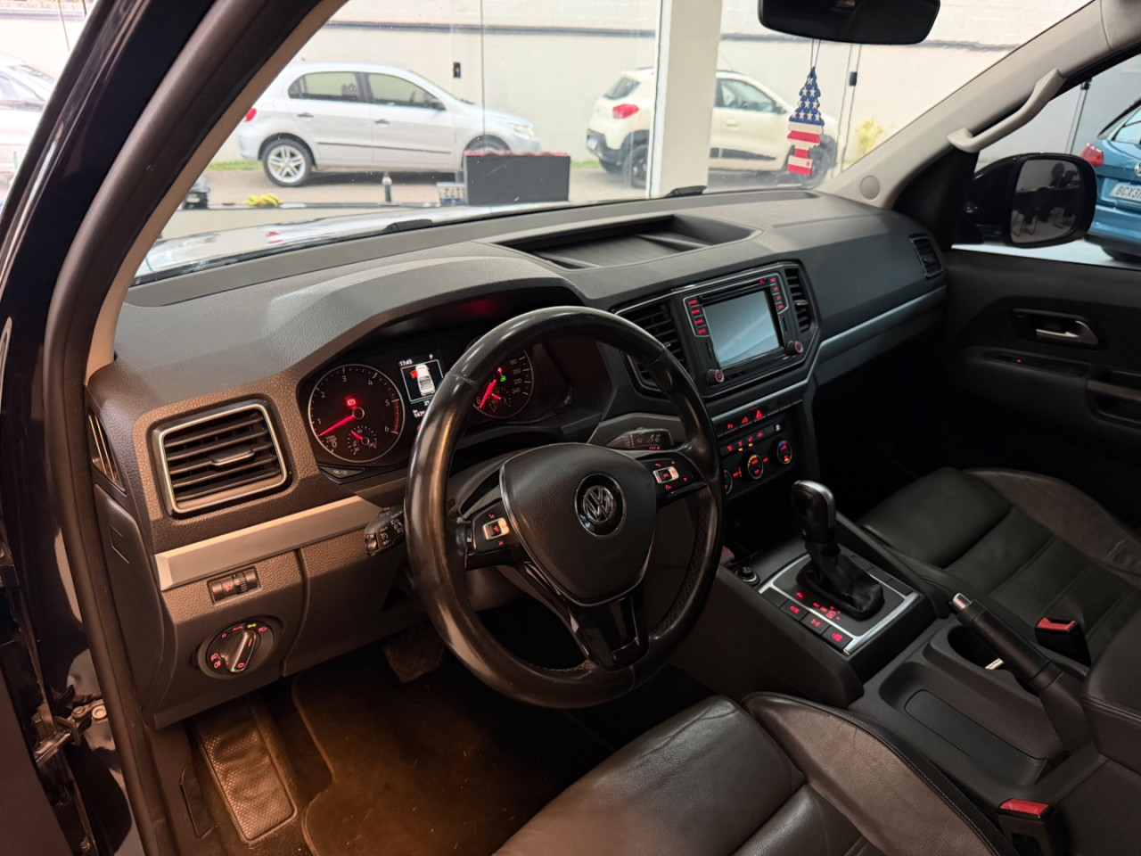 VOLKSWAGEN Amarok 3.0 V6 CABINE DUPLA HIGHLINE 4X4 TURBO INTERCOOLER AUTOMÁTICO