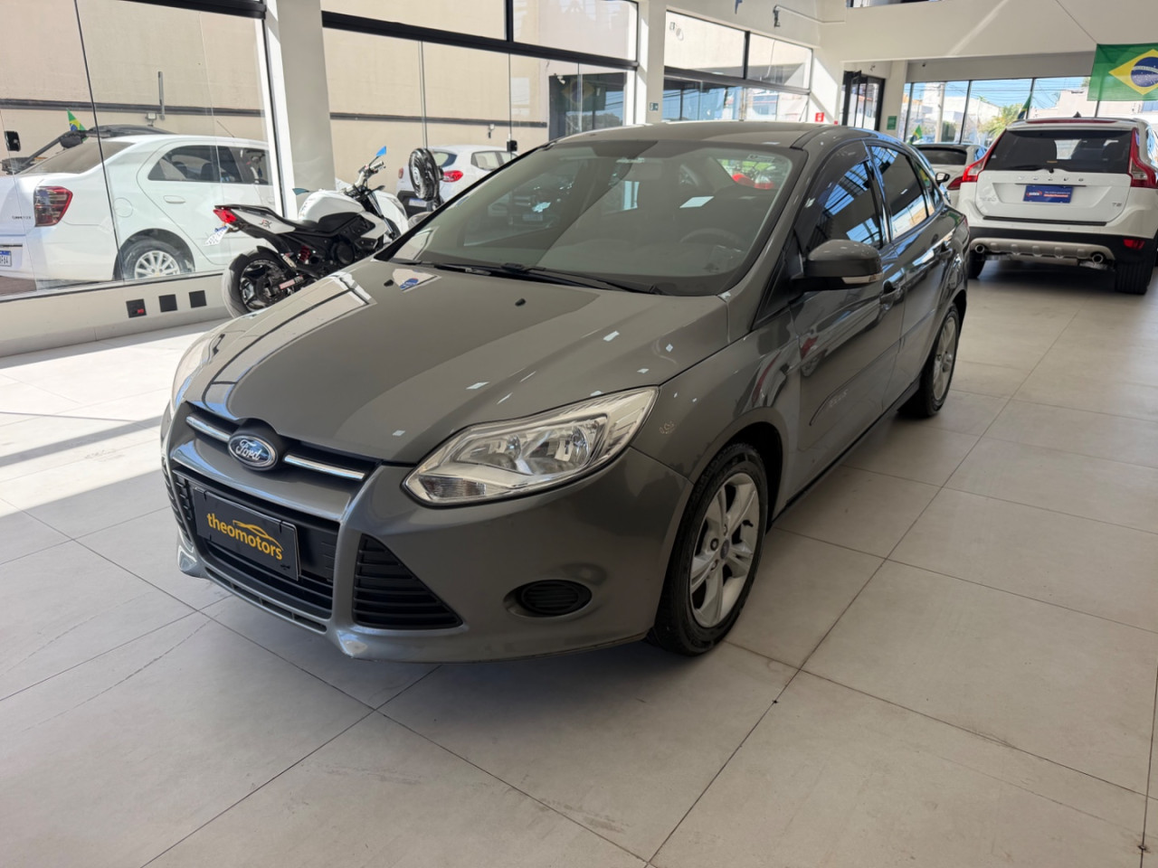 FORD Focus Sedan 2.0 16V 4P FLEX SE POWERSHIFT AUTOMÁTICO