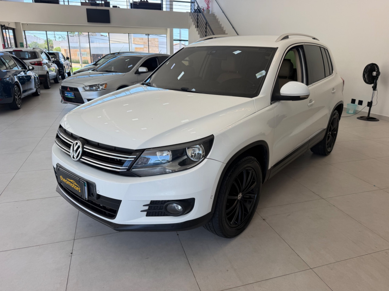 VOLKSWAGEN Tiguan 2.0 16V 4P FSI 4WD TURBO AUTOMÁTICO