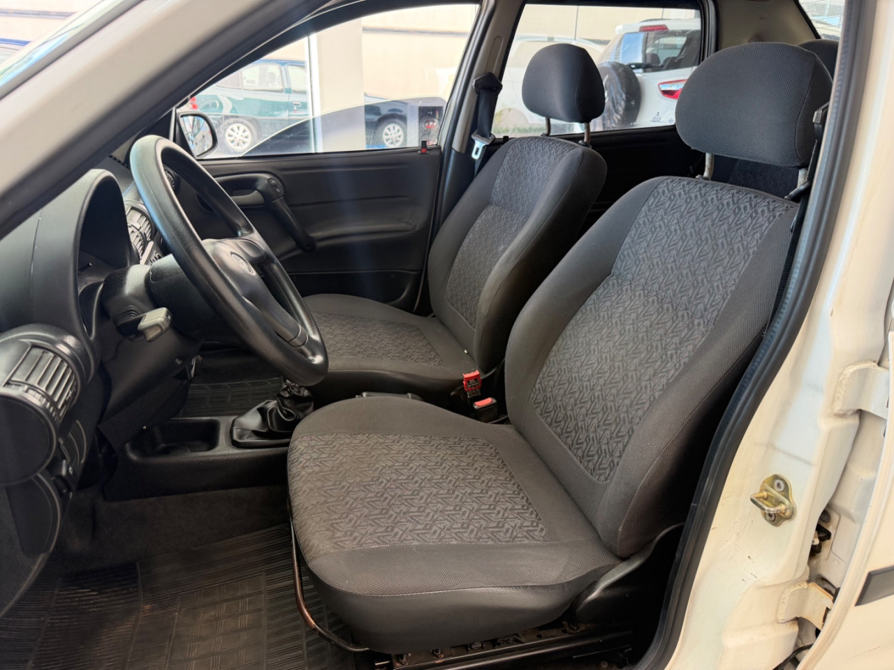 CHEVROLET Classic Sedan 1.0 4P